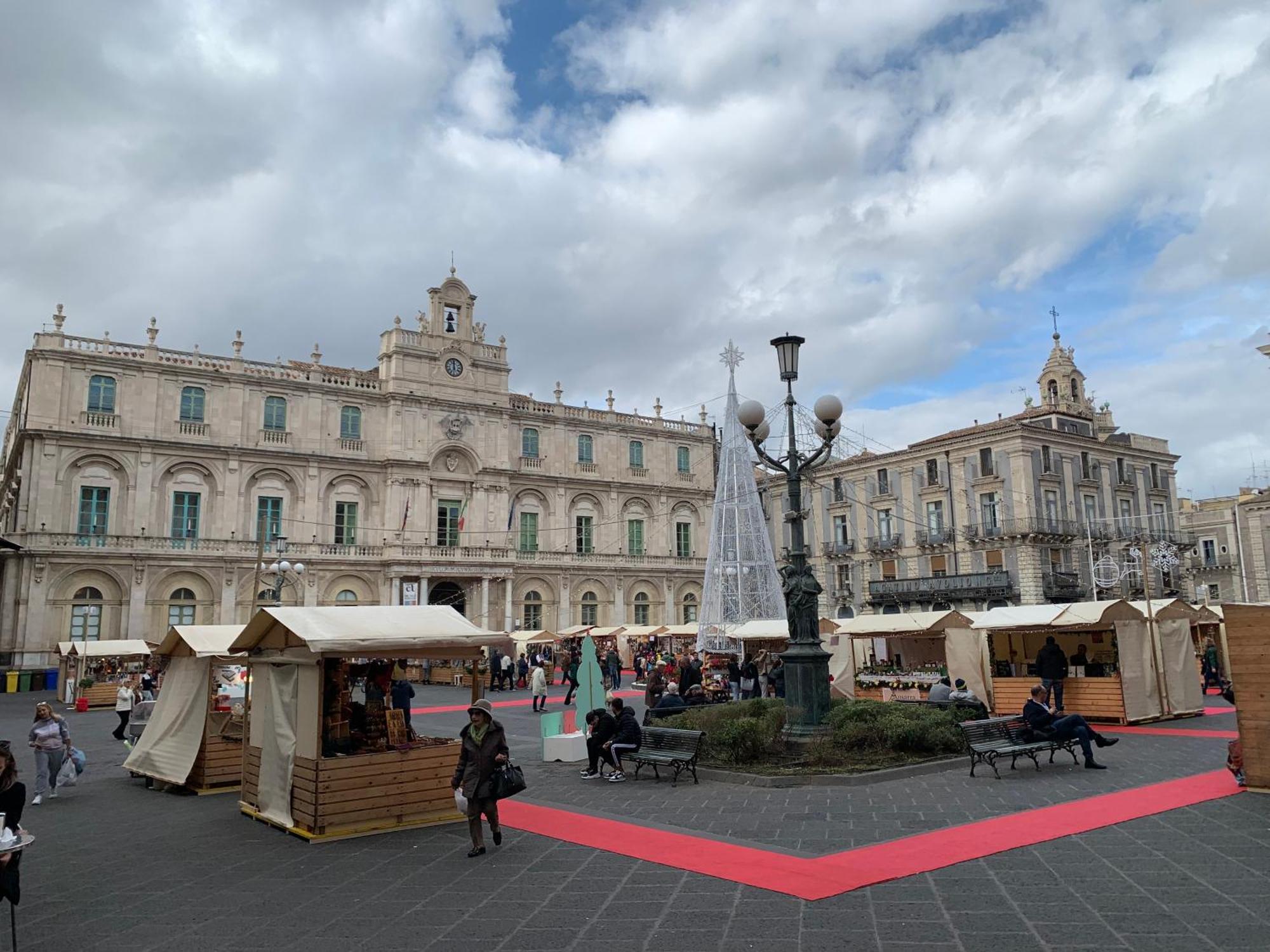 La Suite Di Piazza Dell'Universita Catania Ngoại thất bức ảnh